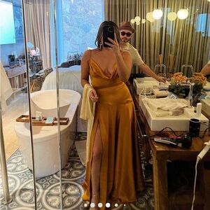 Brand new dress, wedding guest dress w/slit on the side